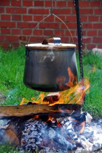 1012768_kettle_over_the_fire_1